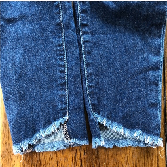 Joe’s Jeans Brianna Mid Rise Raw Hem Jeans 24 - Picture 6 of 8